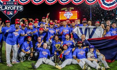 The Rundown: Cubs Down Marlins, Shopping Season Approaching, South Bend Cubs  Take Title, White Sox Fading Fast - Cubs Insider