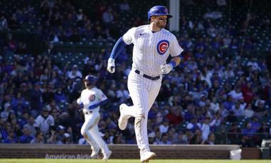 Cubs Agree to 3-Year Extension with All-Star Outfielder Ian Happ